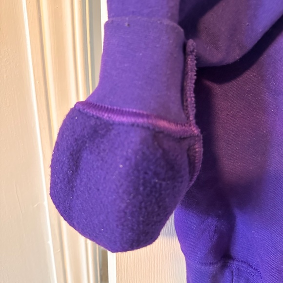 Graphic Sweater - Picture 3 of 4